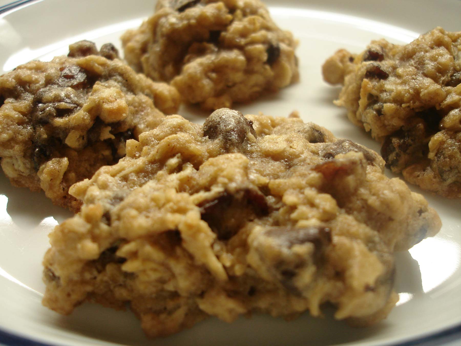 🍪 Oat and Choc Chunk Cookies Recipe - Foodrinky
