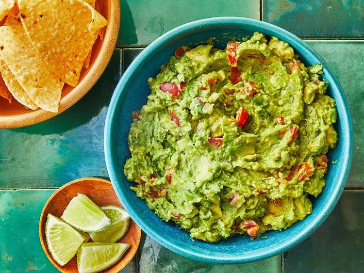 Guacamole Recipe - Foodrinky