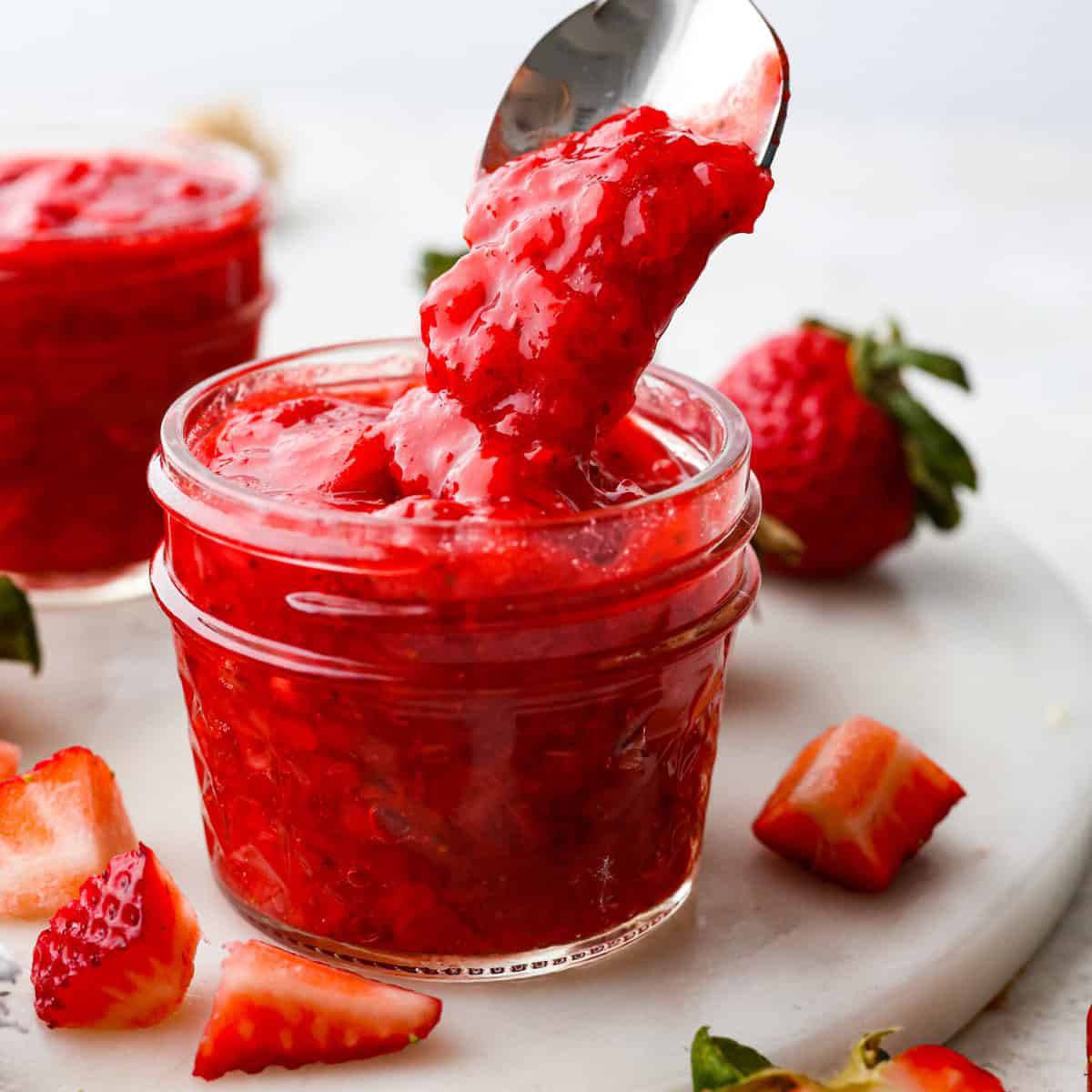 Strawberry Sauce Recipe - Foodrinky