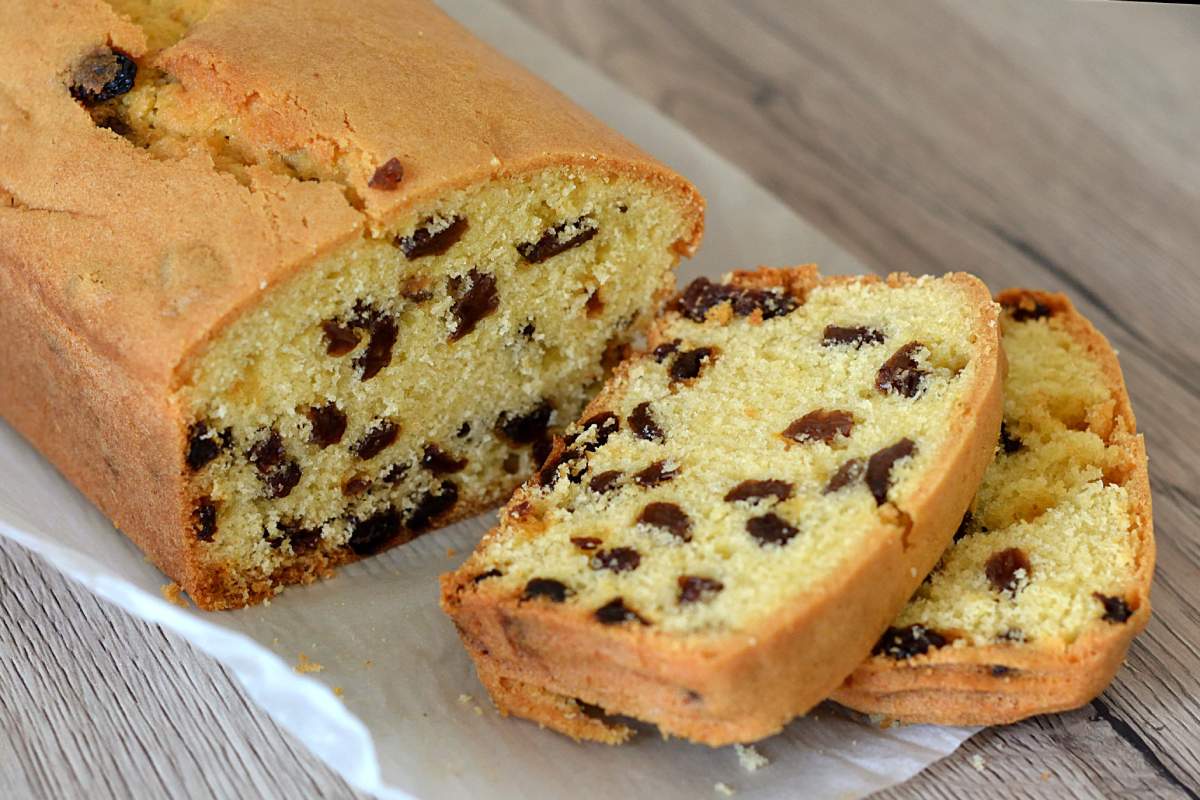 Sultana Cake Recipe - Foodrinky