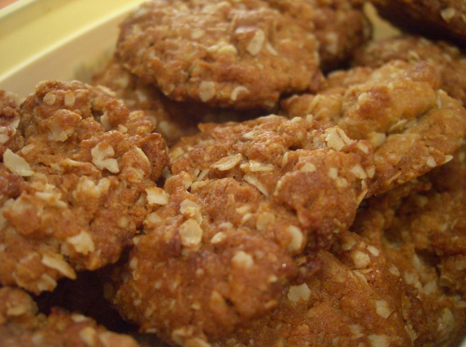 Anzac Biscuits Recipe - Foodrinky